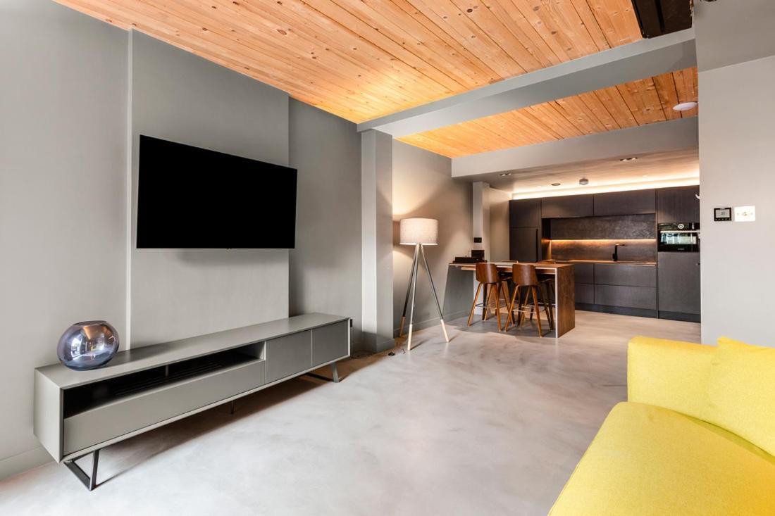 Deluxe Apartment,1544887582:JPEG